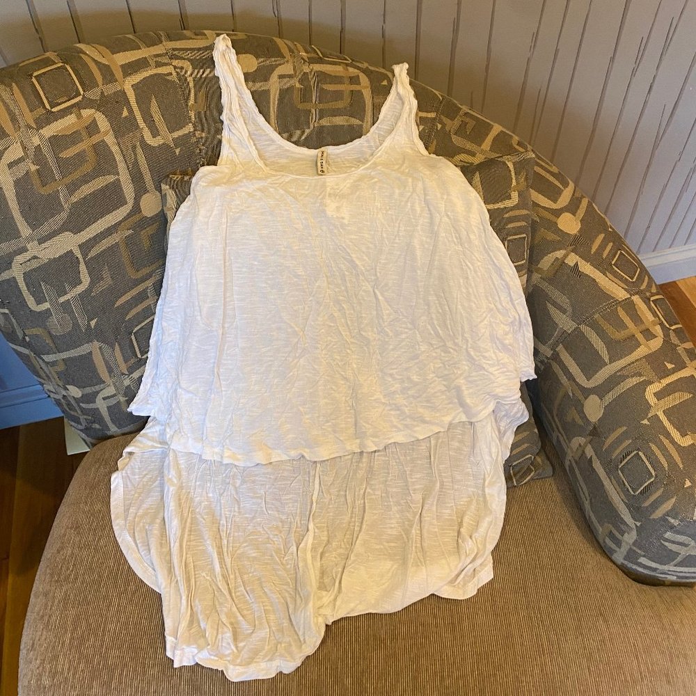 Emma & Sam Flowy White Shirt